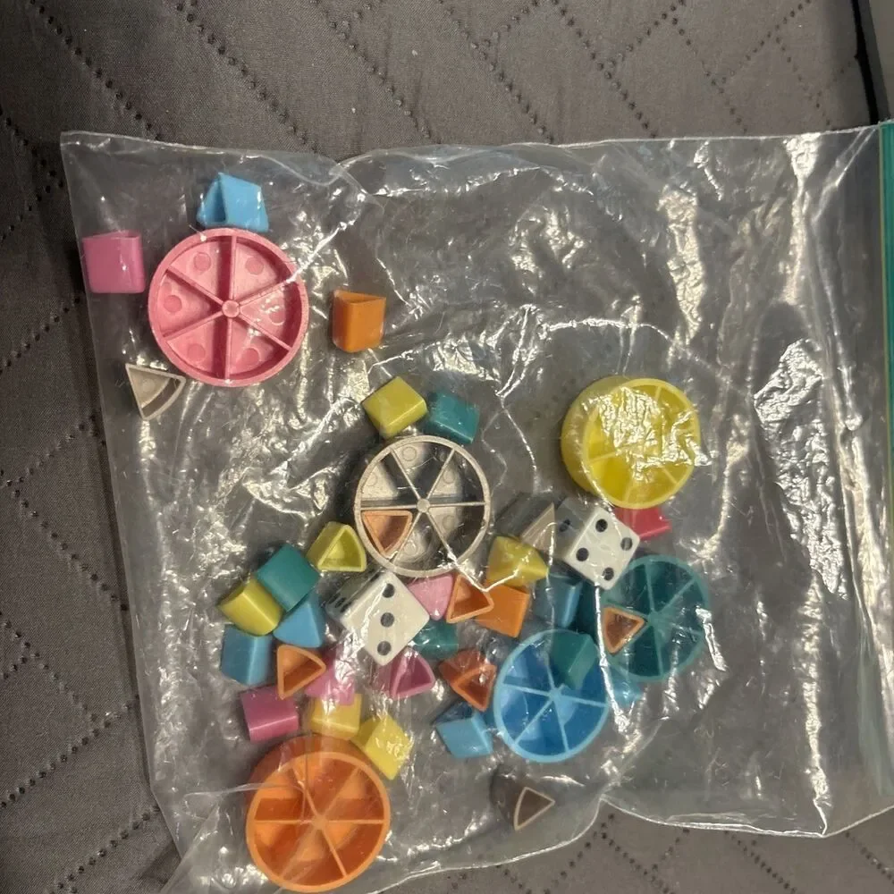 Trivial Pursuit Master Game Young Players Edition 1984 Vintage
